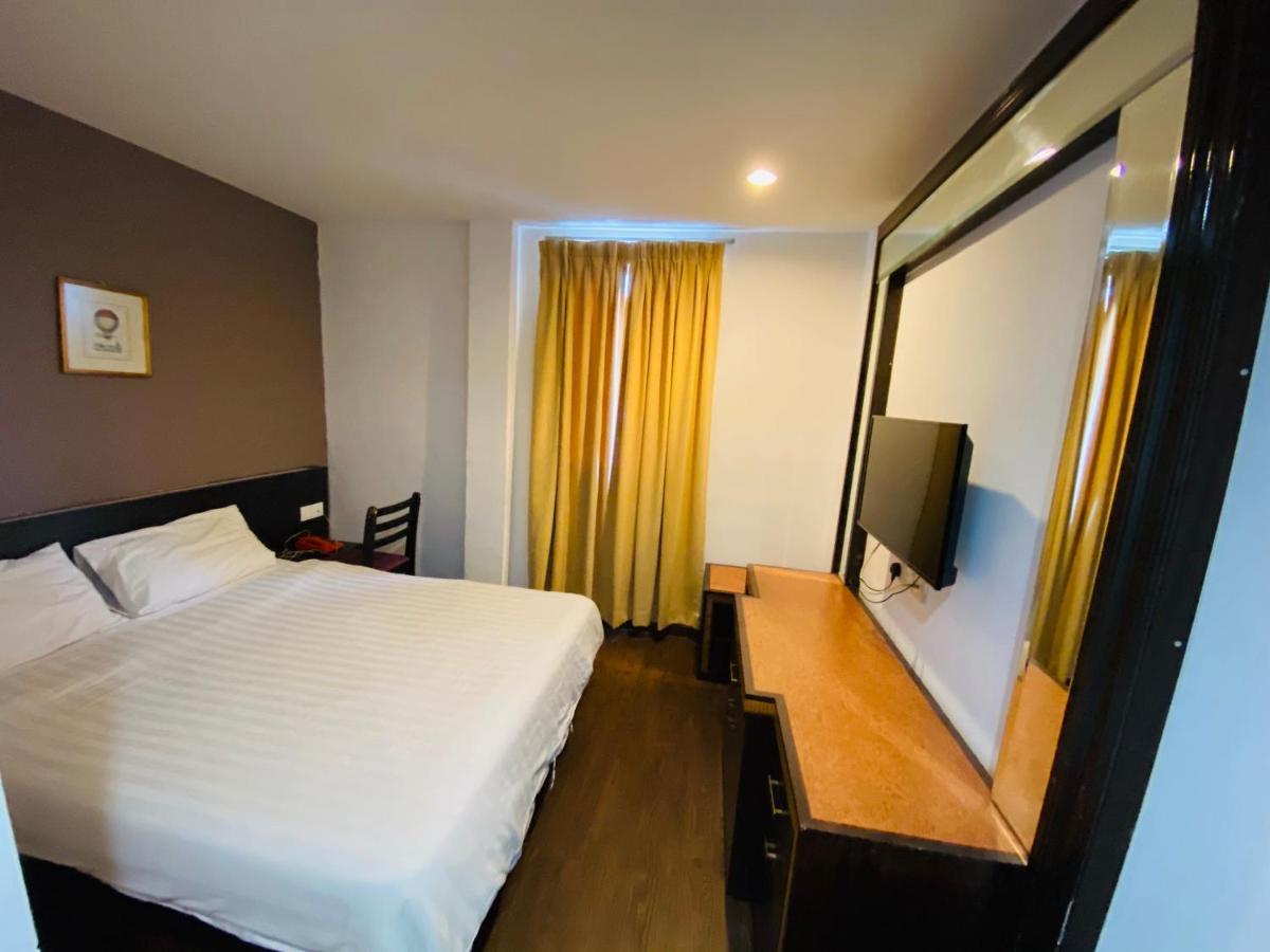 Ta Hotel Куала Лумпур Екстериор снимка